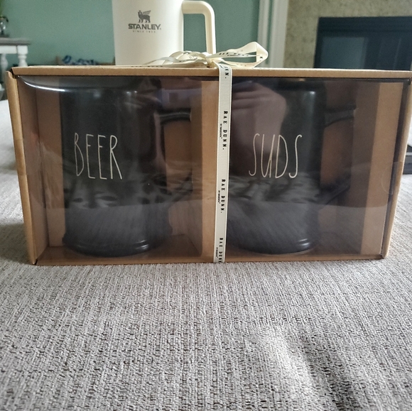 Rae Dunn Mug set - Picture 2 of 3